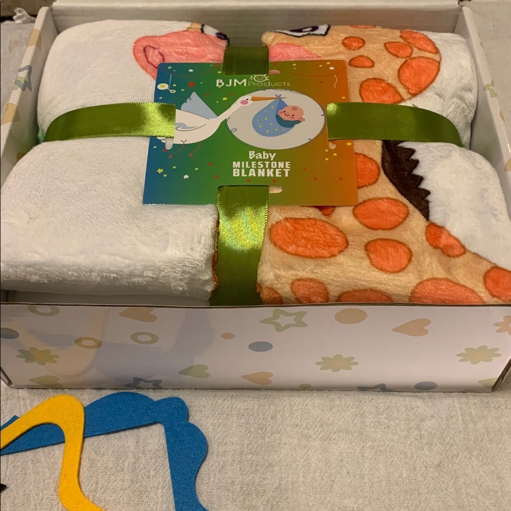 Baby Milestone Blanket Gift Set W/Milestone Cards NEW Jungle Animals Super Soft